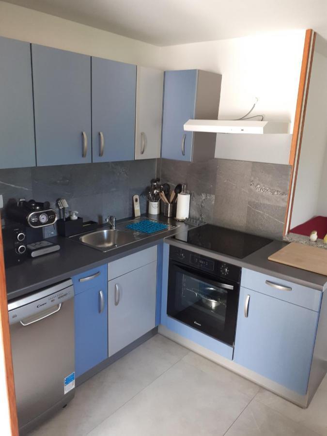 Apartman Sunset Plomin Exteriör bild
